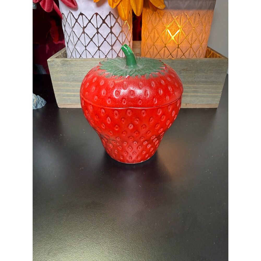 Vintage mid century hazel atlas milk glass strawberry shaped jelly jar